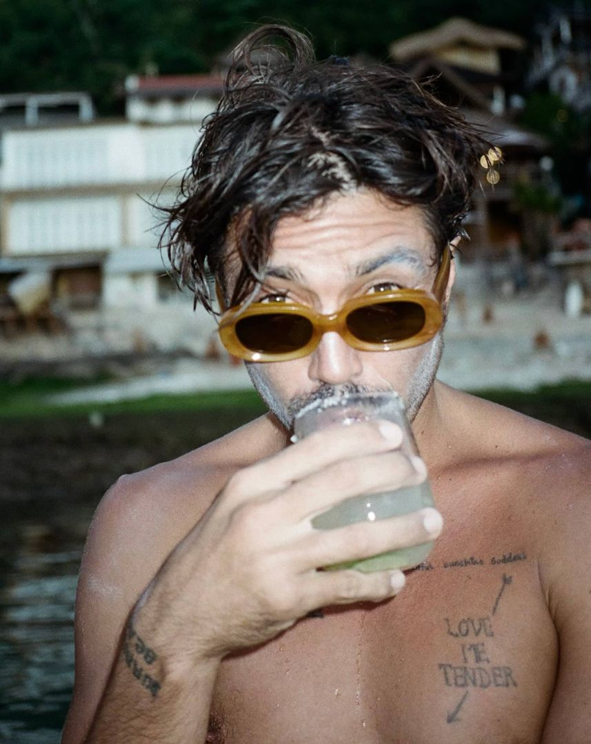 CRAP — Bikini Vision, Sunshine Demi Bio