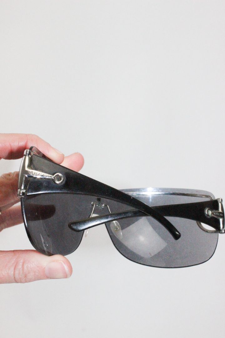 Y2K, SUNNIES, GUCCI