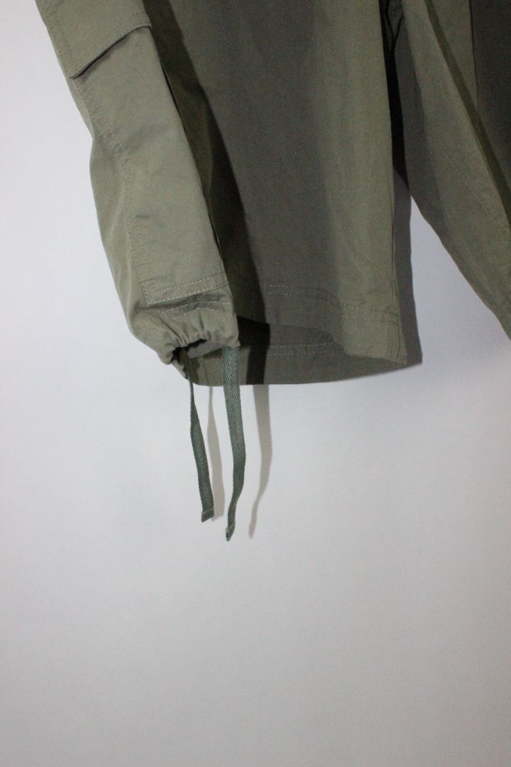 SHORTS, I LOVE UGLY, L