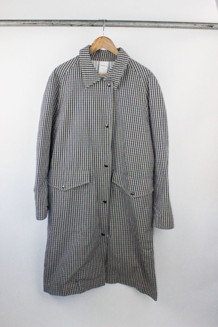 COAT, KOWTOW, XXL