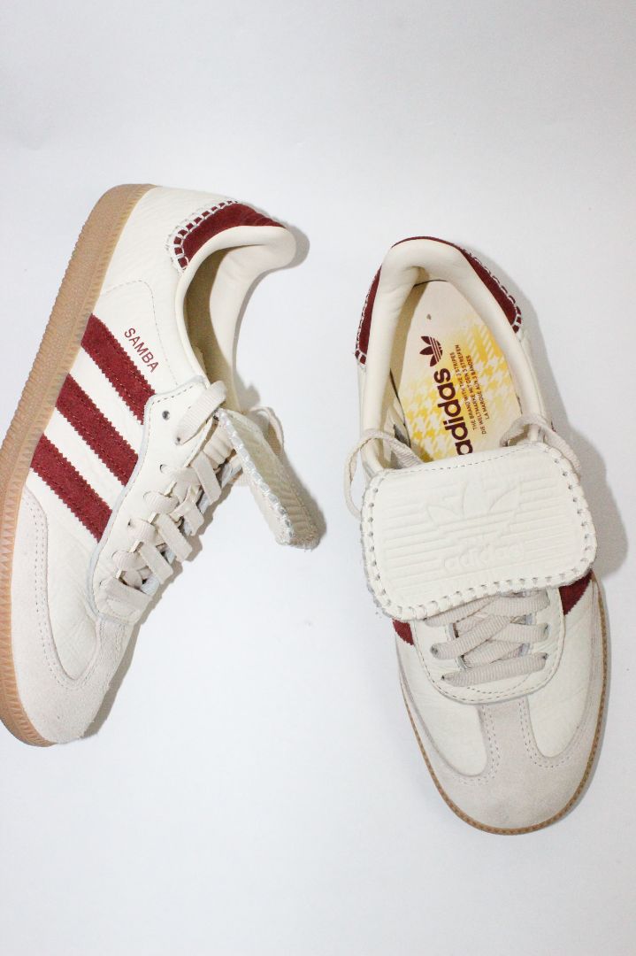 SHOES, ADIDAS, EU40