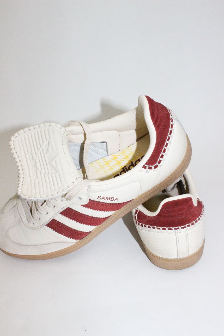 SHOES, ADIDAS, EU40