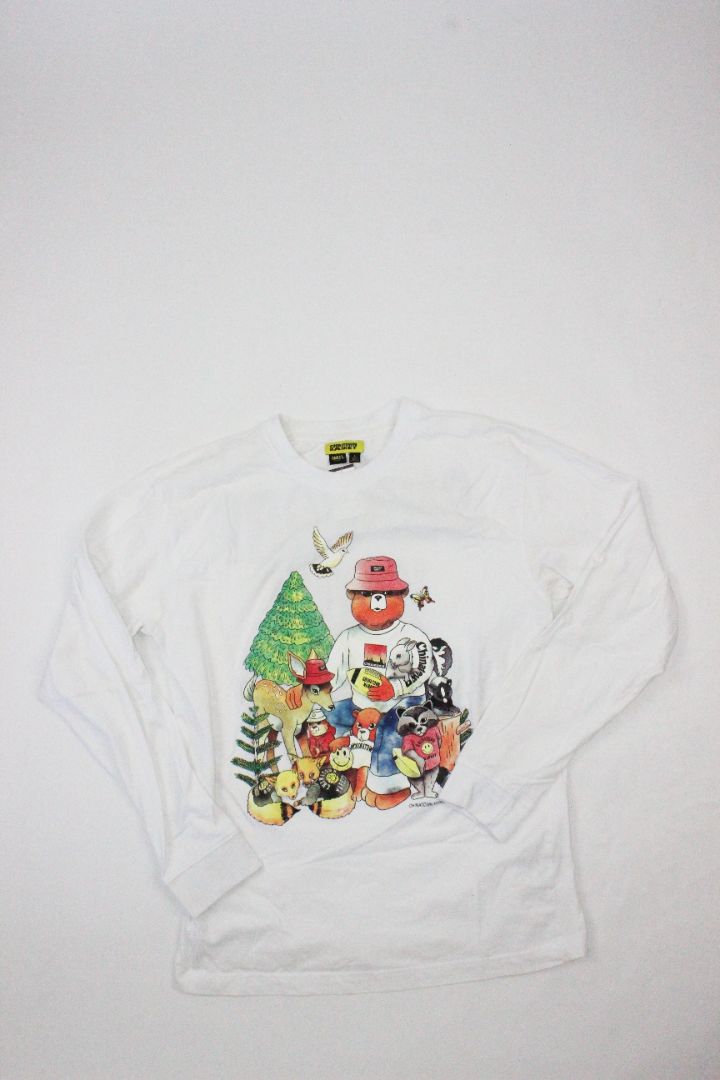 LS TEE, CHINATOWN MARKET, L