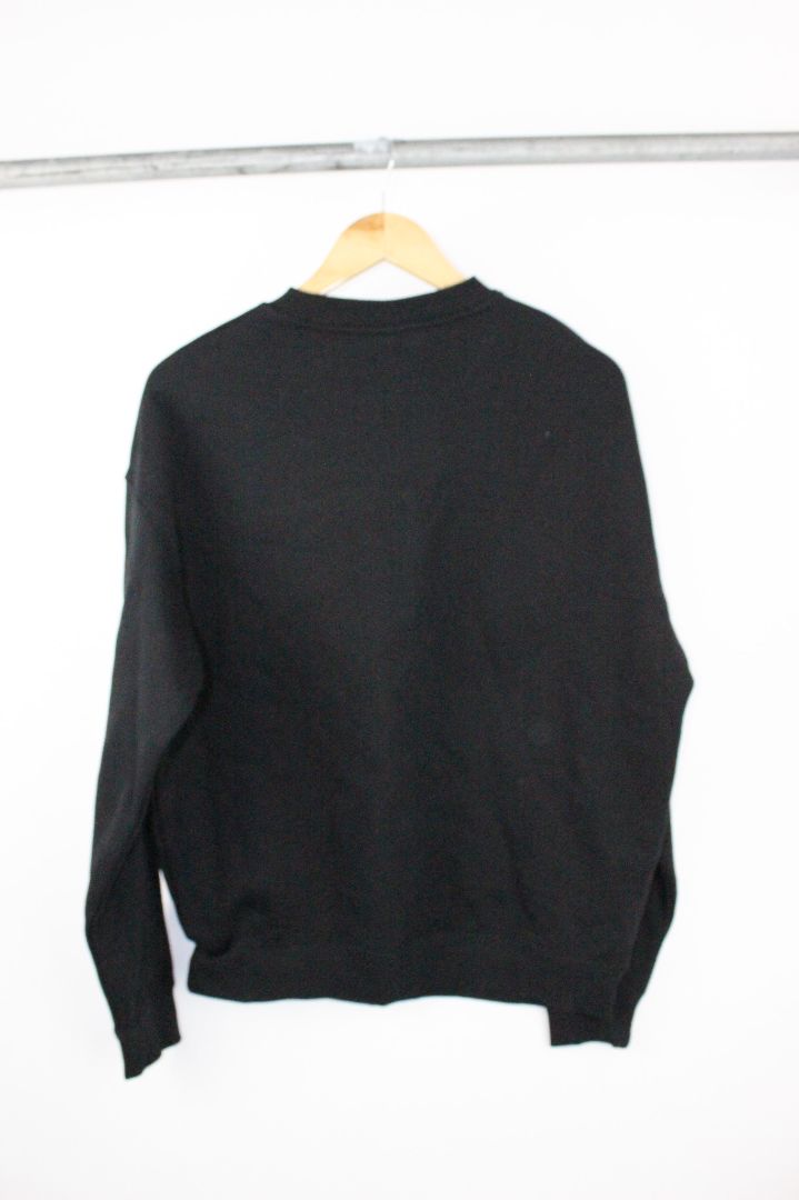 JUMPER, MAKU, M