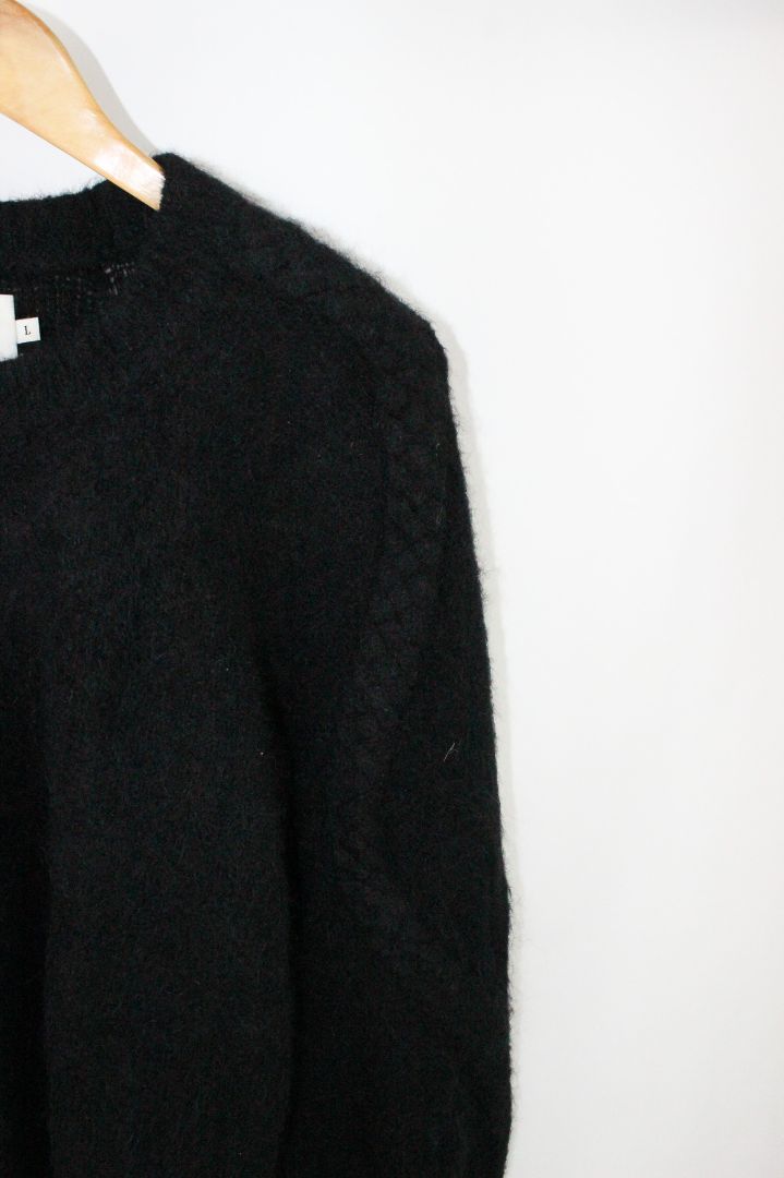 KNIT, AJE, L