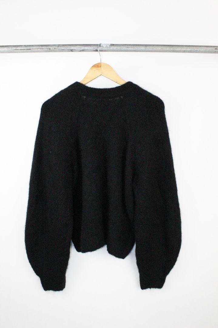 KNIT, AJE, L