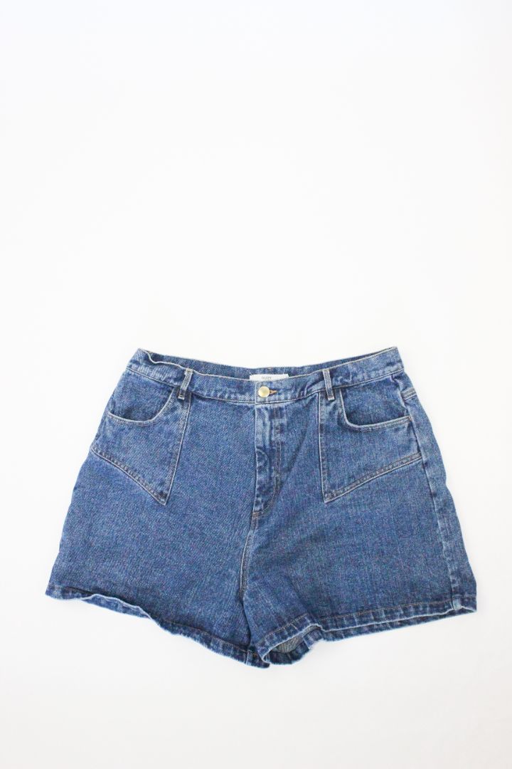 SHORTS, RUBY, 16