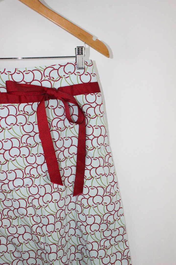 Y2K, MIDI SKIRT, SPEECHLESS, S