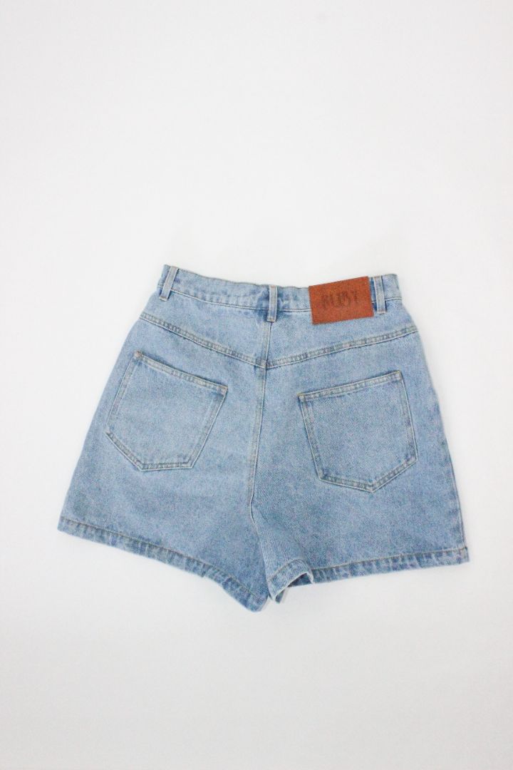 SHORTS, RUBY, 8