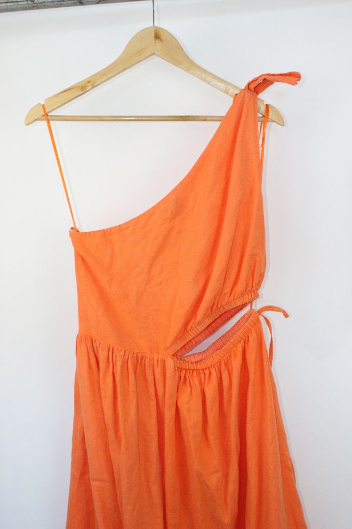 MAXI DRESS, BY NICOLA, 12
