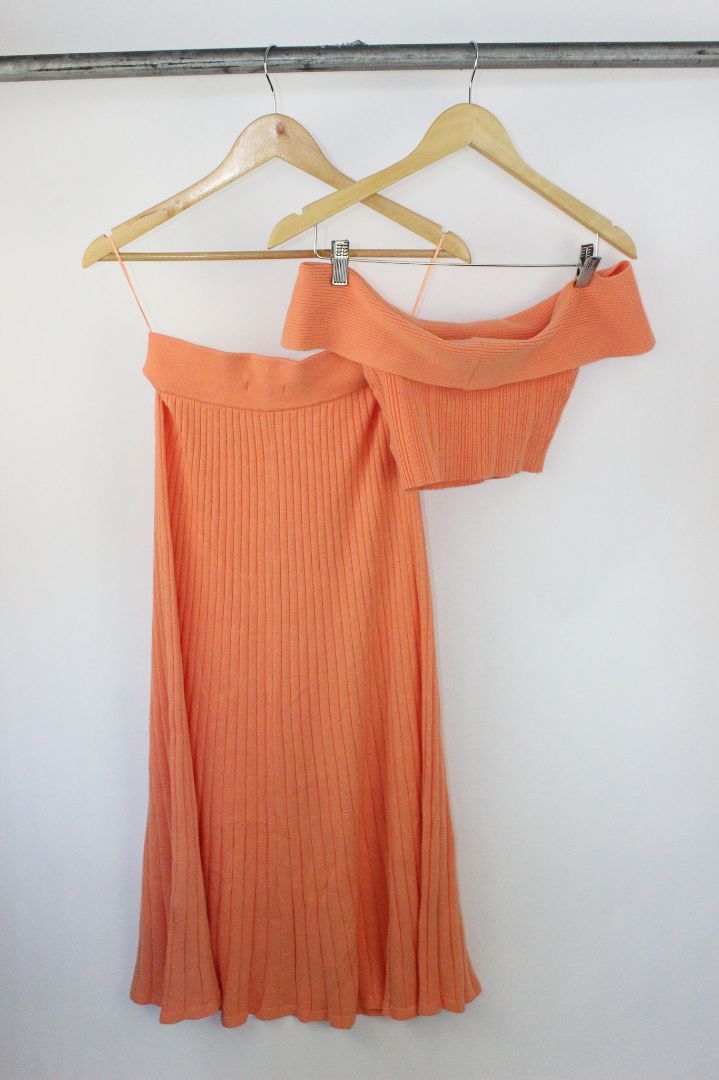 SET, ANNA QUAN, 8