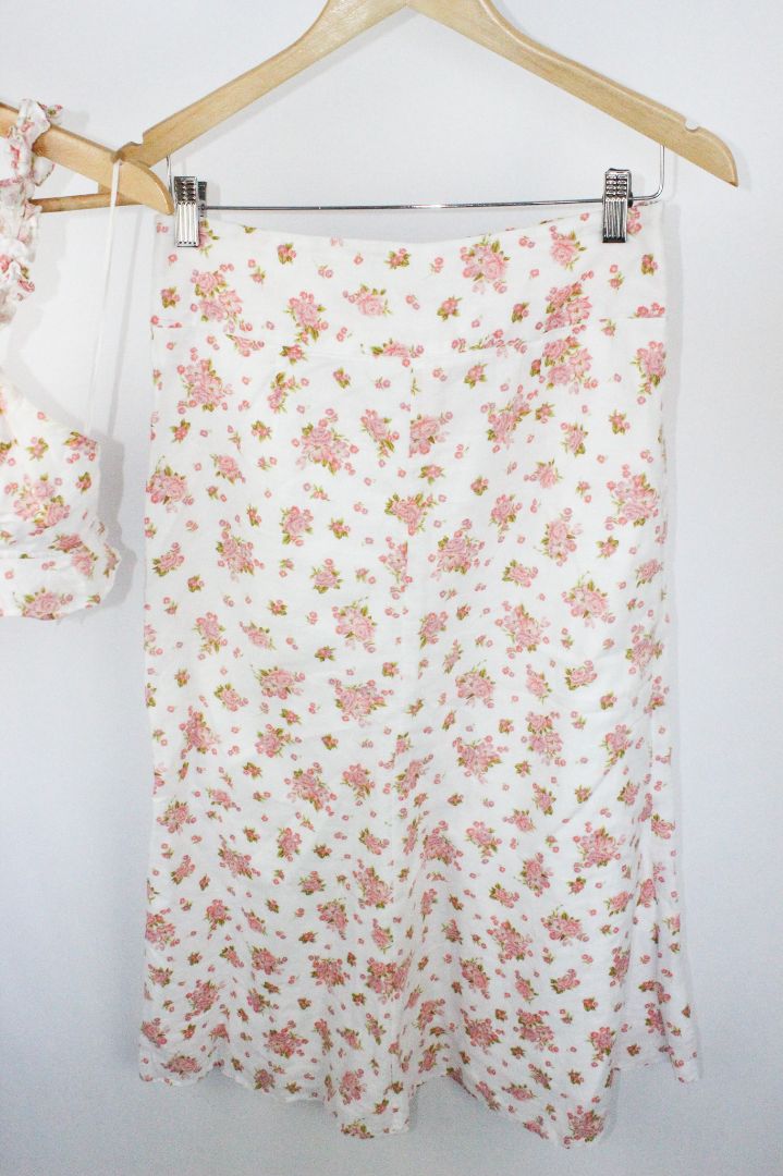 SET, HANSEN & GRETEL, M