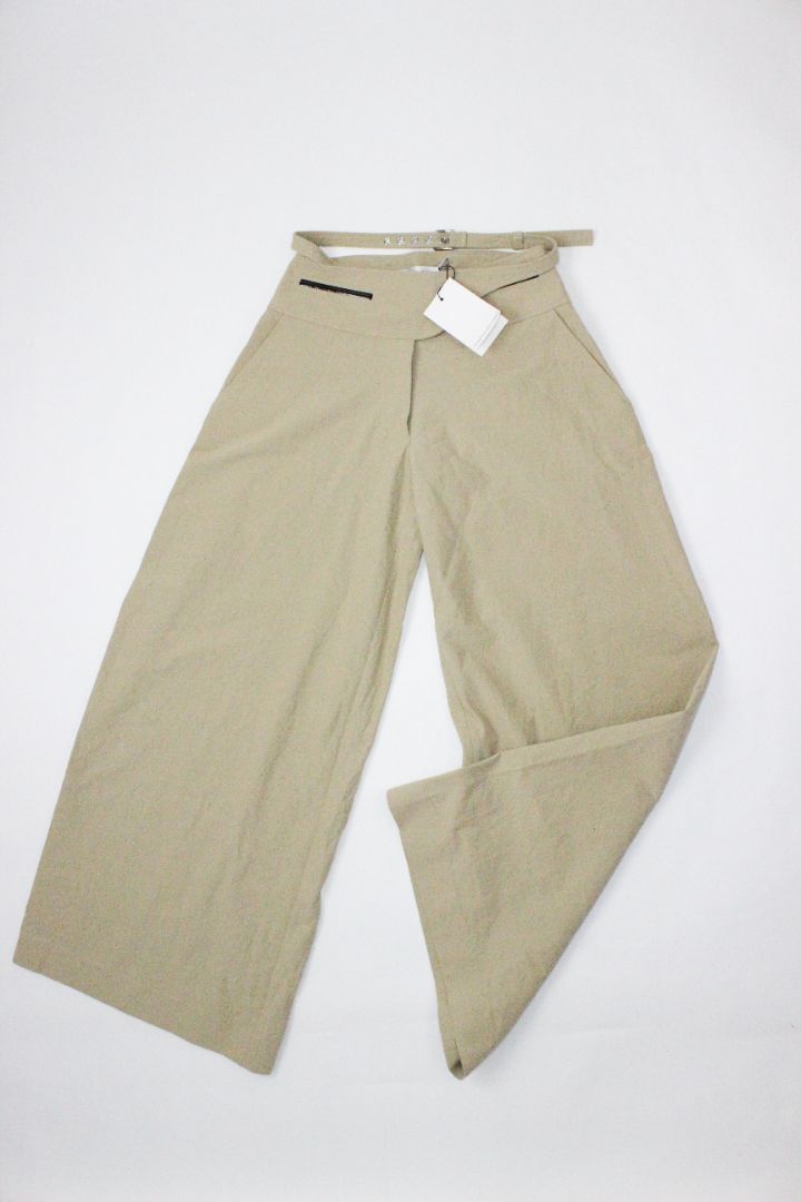 PANTS, CHRISTOPHER ESBER, 8