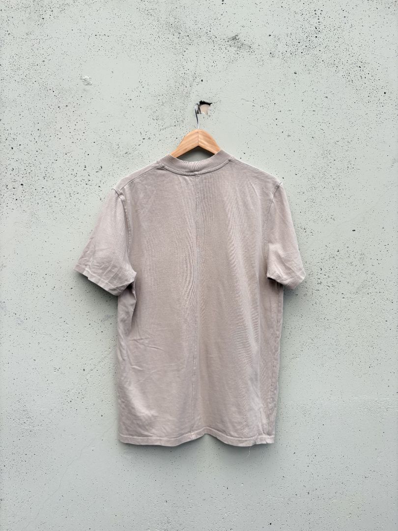 SS TEE, SAMSOE SAMSOE, M