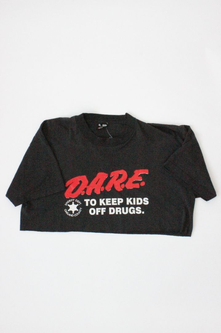 VINTAGE — D.A.R.E Tee, XL