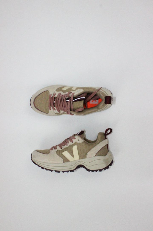 VEJA — Sneakers, 36
