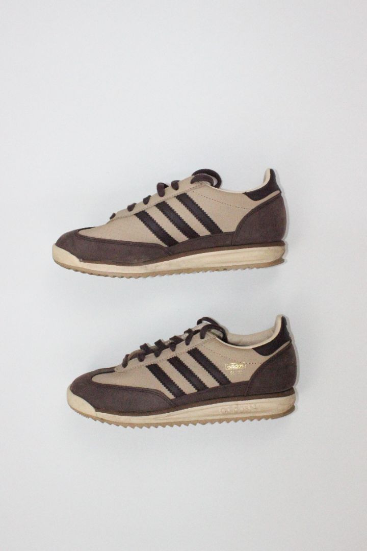 ADIDAS — Sneakers, 38