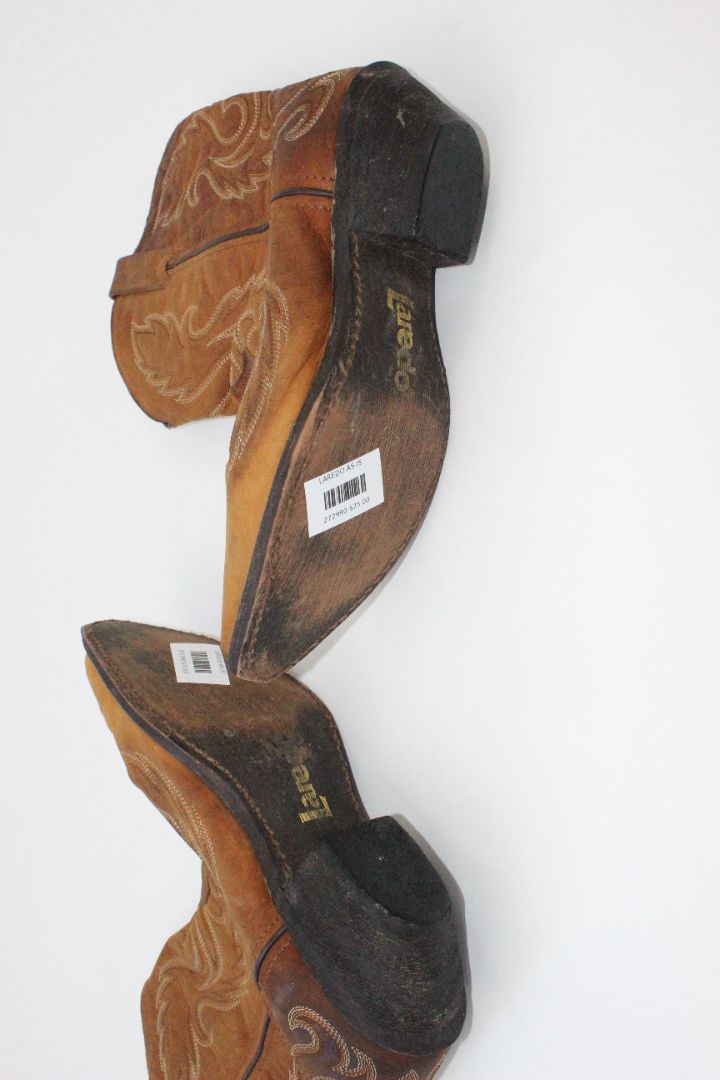 LAREDO — Cowboy Boots, 8.5