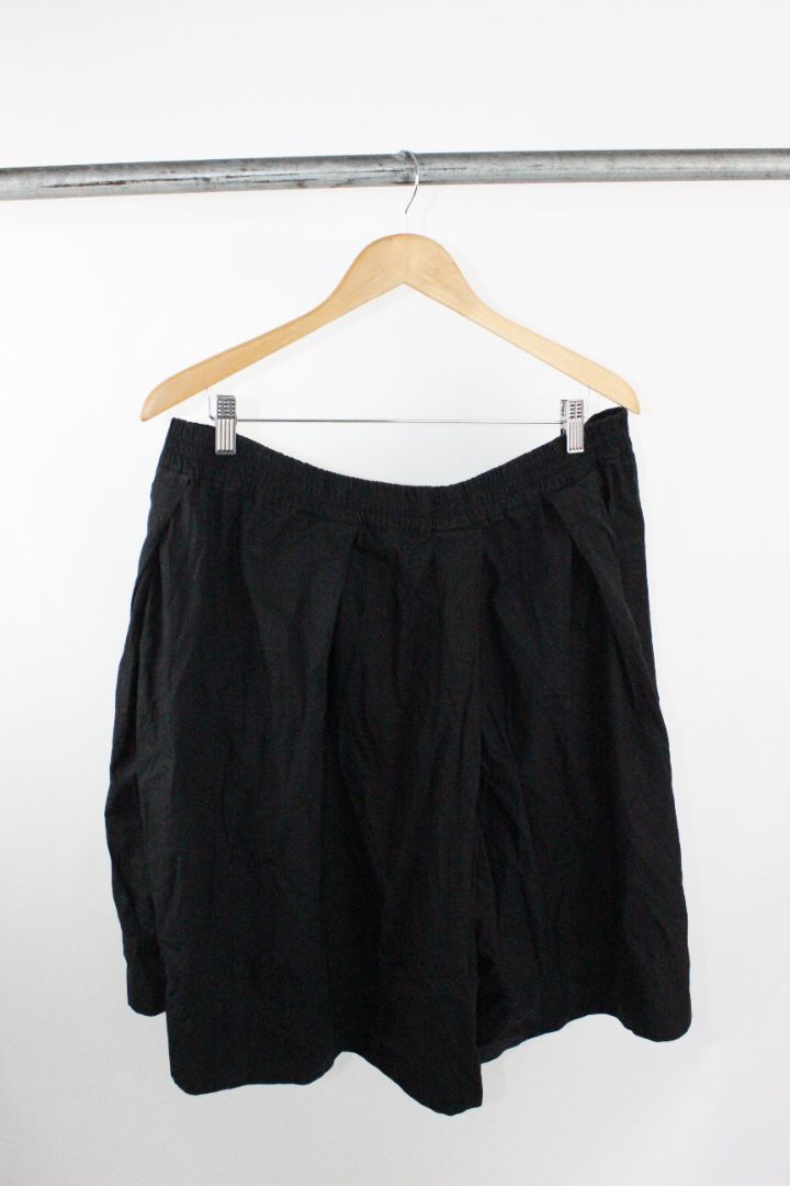 SHORTS, KOWTOW, XXL