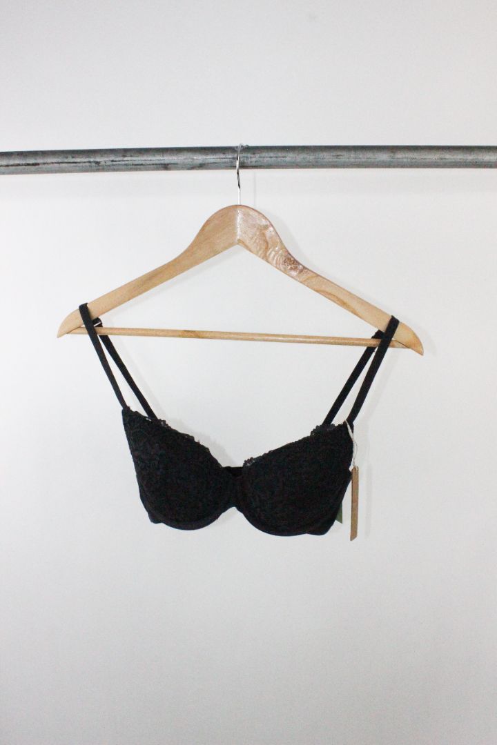 BRA, SKIMS, 32D