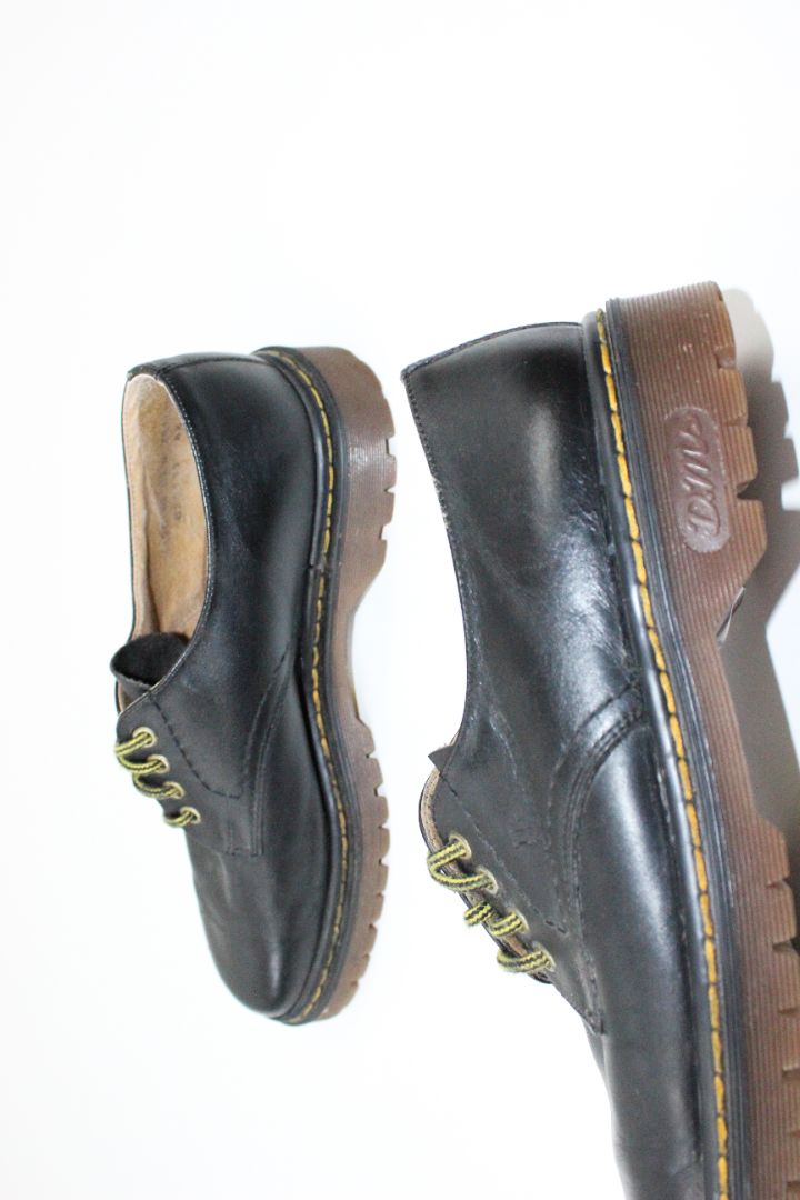 VINTAGE DR MARTENS — Mens 8.5