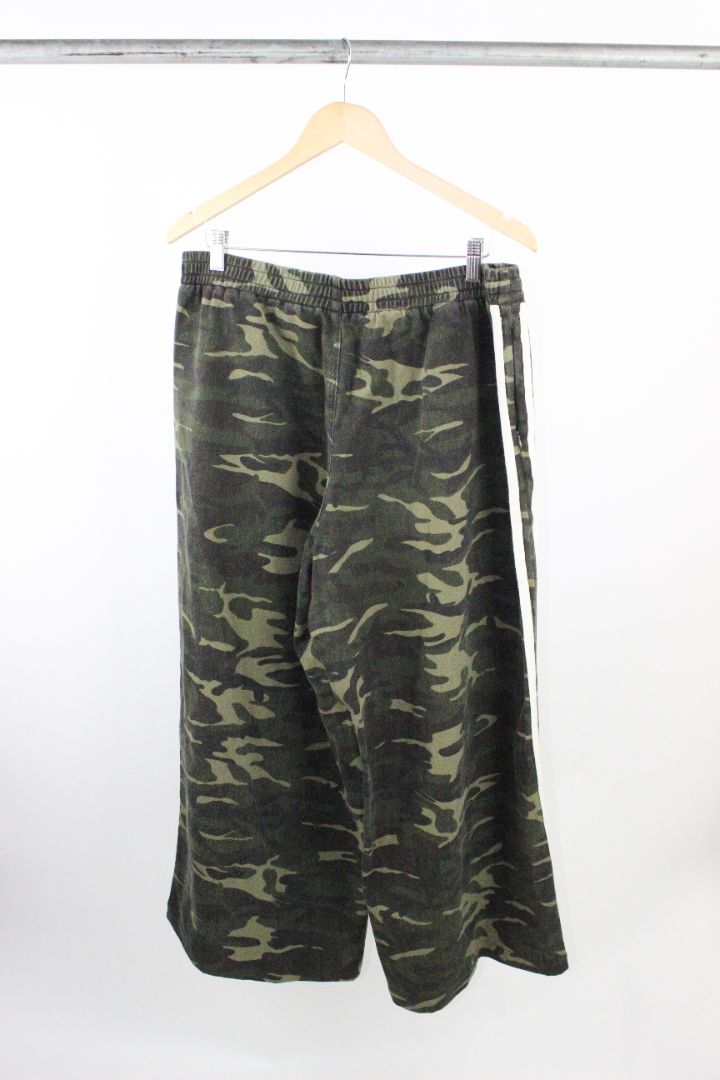 PANTS, ENA PELLY, 16