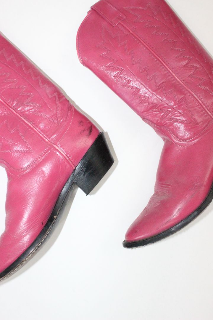 COWBOY BOOTS, 38