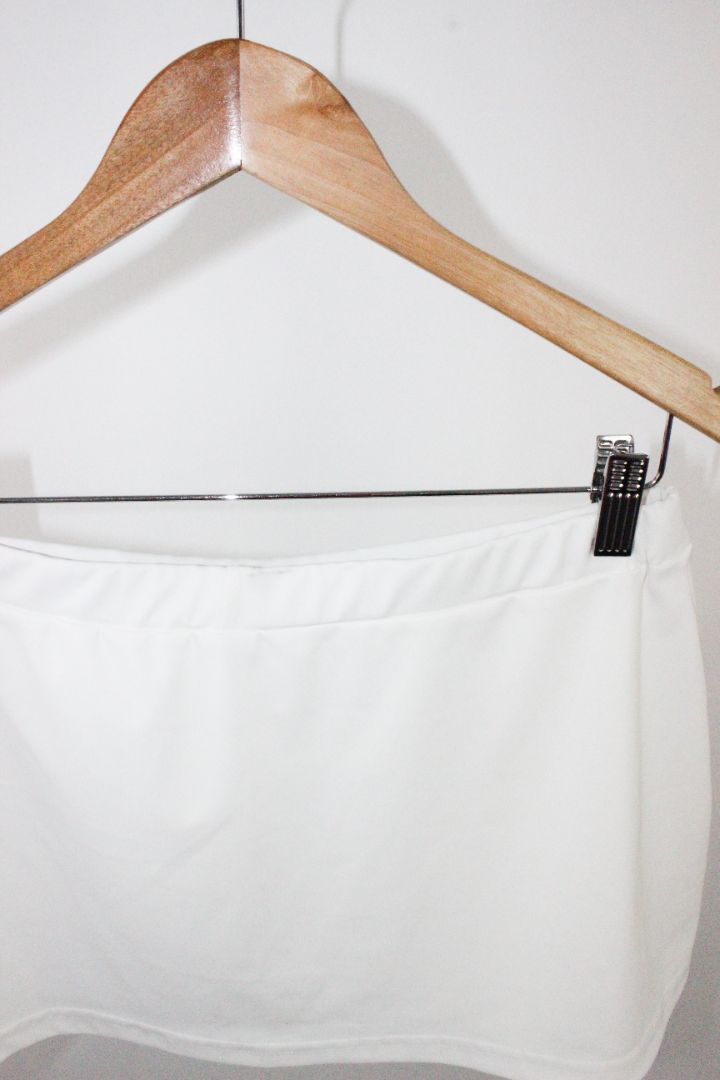 MINI SKIRT, WITH HARPER LU, M