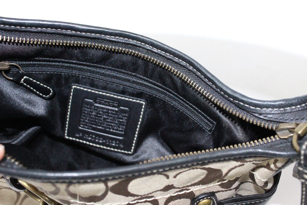 2007 COACH ERGO HOBO BAG
