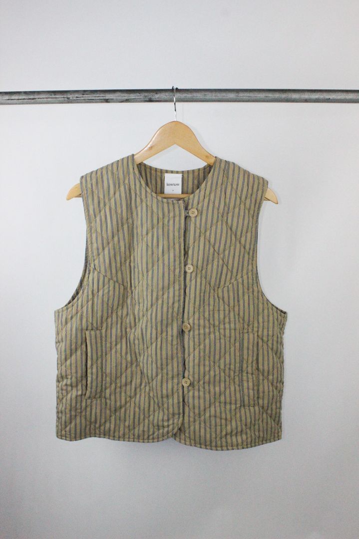 VEST, KOWTOW, M