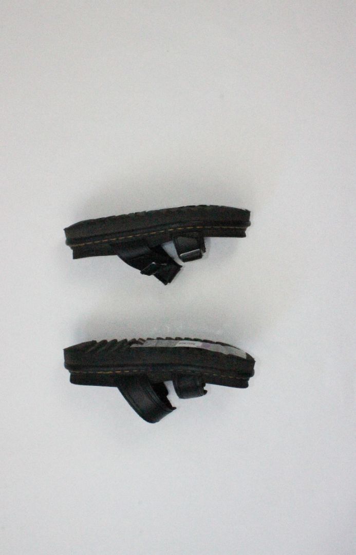 DR MARTEN, MYLES SANDAL, 38