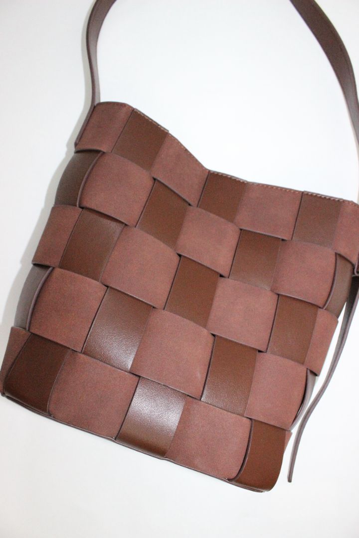 BAG, LEAHTER
