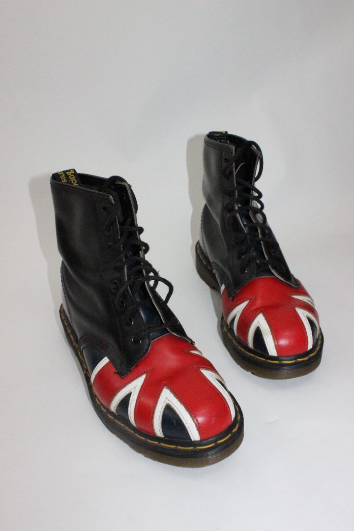 SHOES, DR MARTEN, 39
