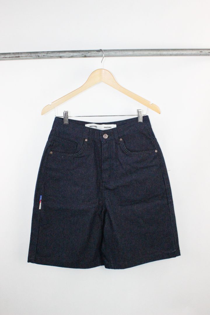 SHORTS, EME STUDIOS, 34