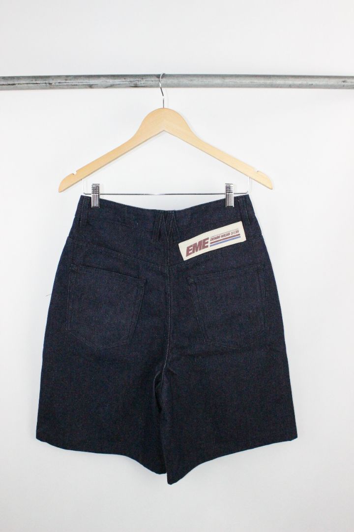 SHORTS, EME STUDIOS, 34
