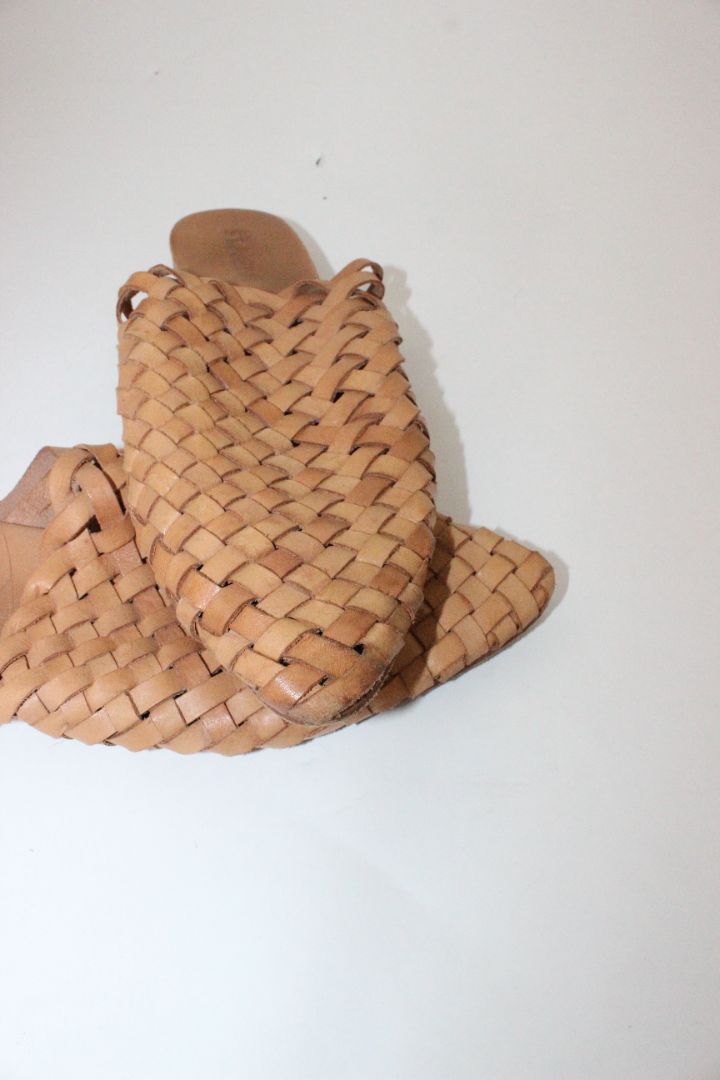 SHOES, ST. AGNI, 39