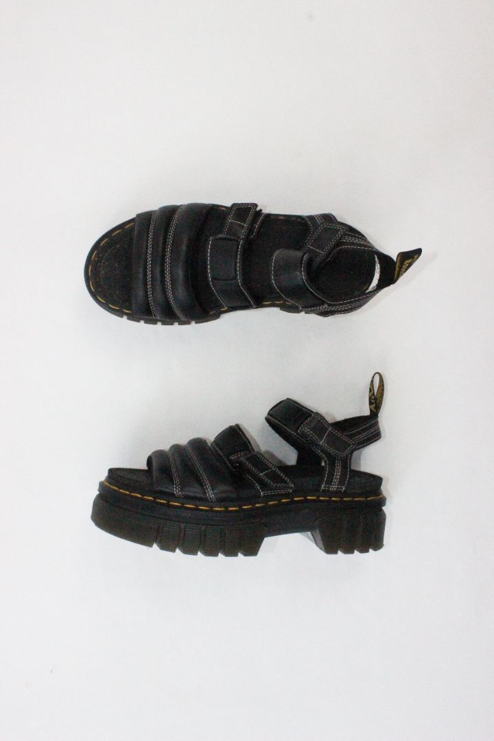 SANDALS, DR MARTEN, 39