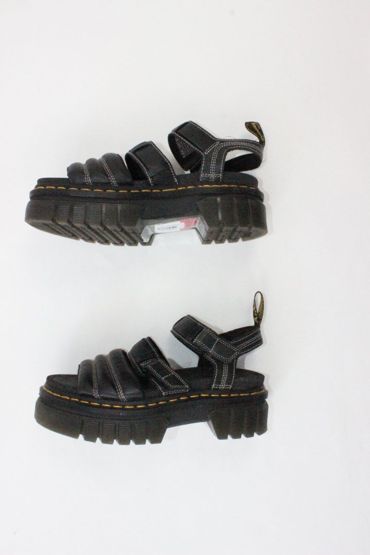 SANDALS, DR MARTEN, 39